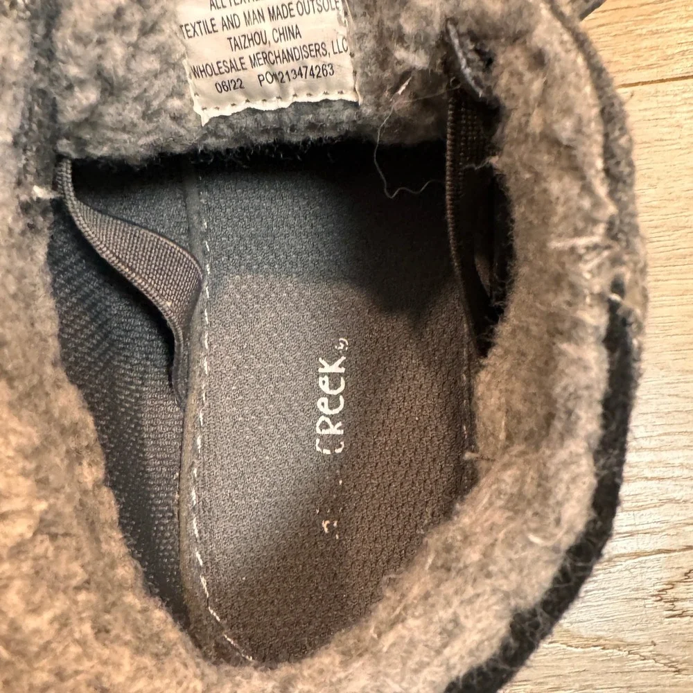 Falls Creek Boys Kids Auggie Gray Faux Fur‎ Lined Chukka Boots Size 3